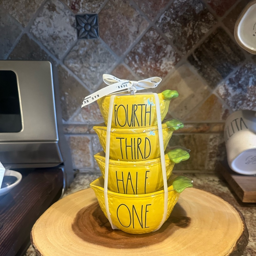 Rae Dunn Lemon Measuring Cups